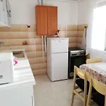 דירה Kuki פורץ